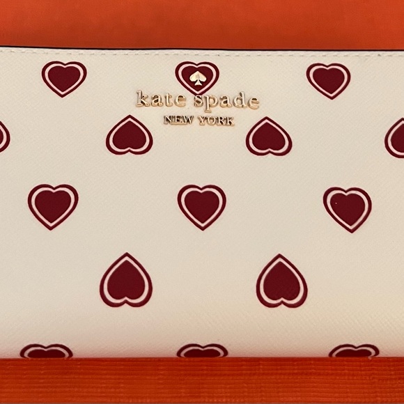 kate spade New York adorable NWT, Madison Heartfelt Boxed Slim Bifold Wallet - Picture 8 of 14